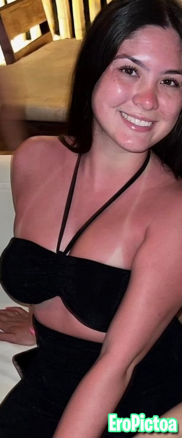 Need someone to cum tribute this busty slut photo featuring Slut - Part 47