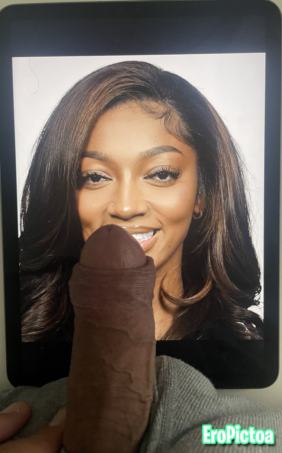 WNBA Tributes photo featuring Cum