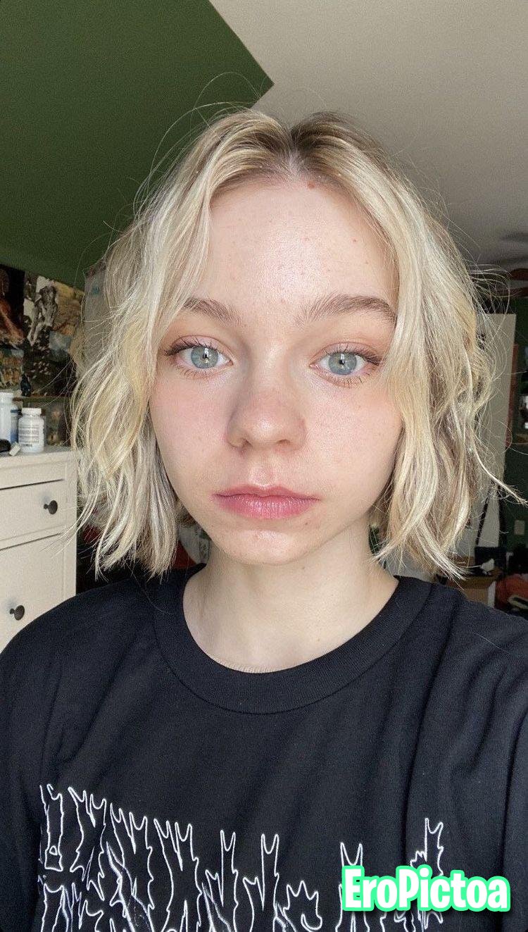 Emma Myers Tribute photo featuring Myers - Part 2