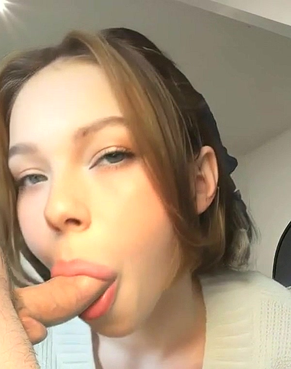 Thumbnail for Emma Myers sucks my cock