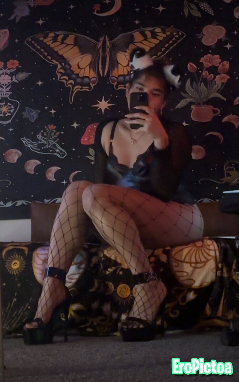 Shy Gooner photo featuring trans - Part 9