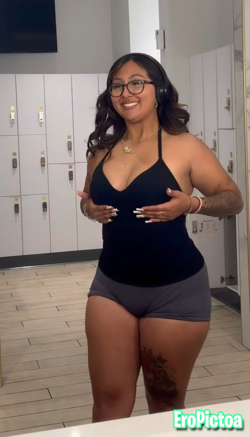 Thick fine latina luvs showin how phat her huge ass is. Tribute & cum all over this slut photo featuring cum - Part 40 Thick fine latina luvs showin how phat her huge ass is. Tribute & cum all over this slut photo featuring cum - Part 40