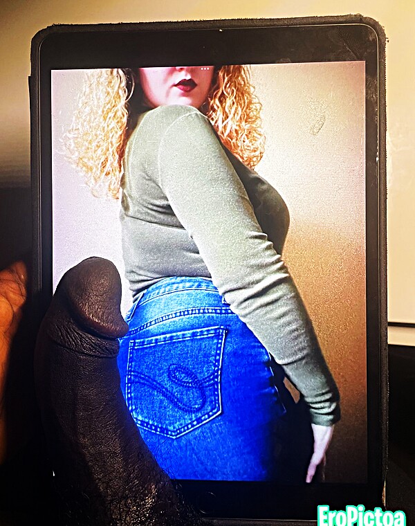 Thumbnail for Big Booty Girl In Jeans BBC Tribute