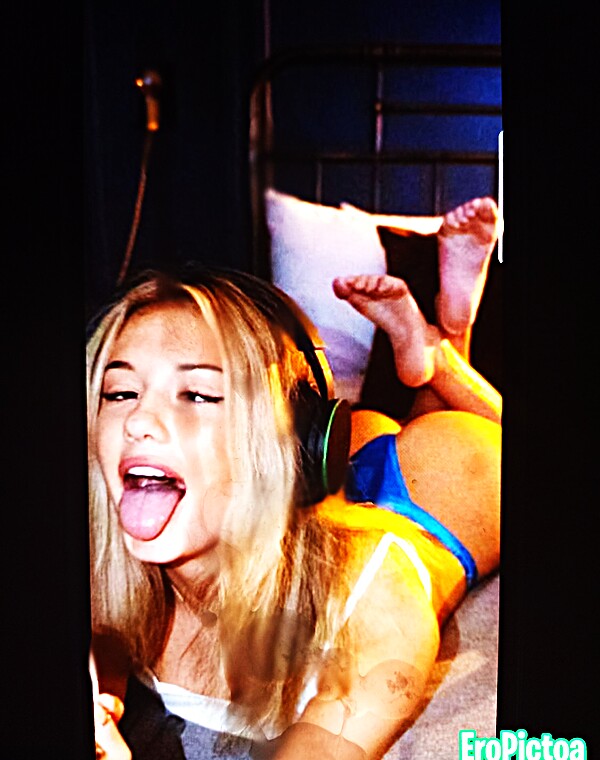 Thumbnail for Brecky 💦 Cum Tribute #1