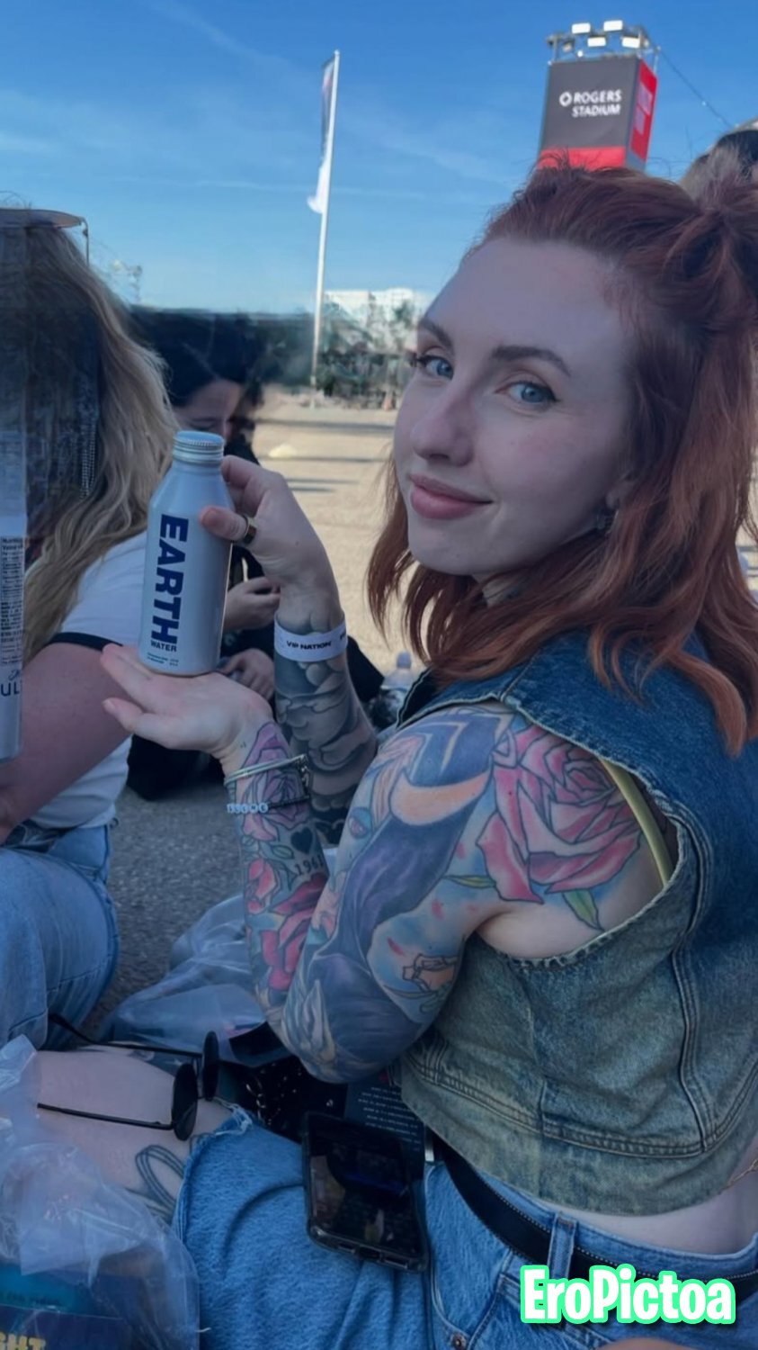Megan Everett photo featuring Ginger