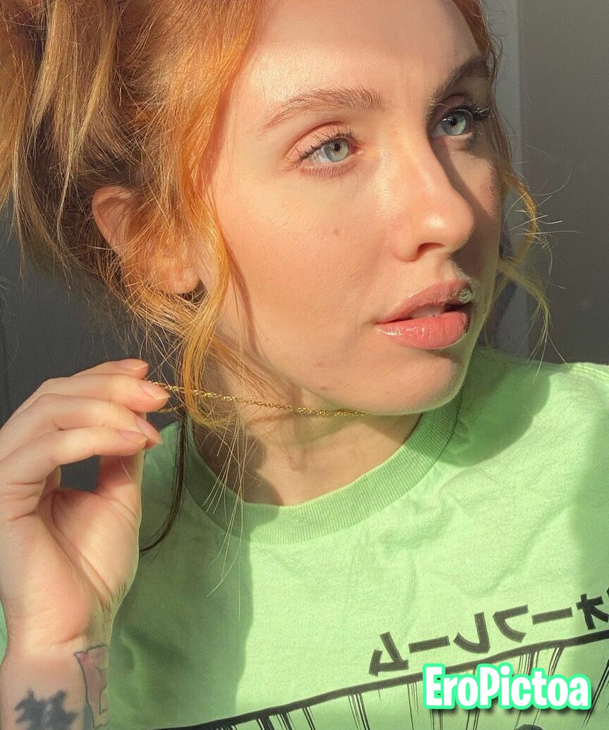 Megan Everett photo featuring Megan Everett