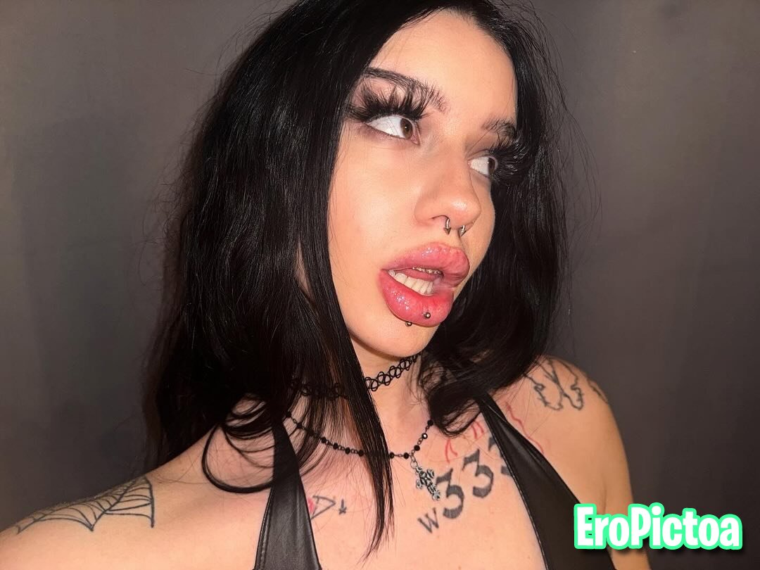 DSL Goon Fuel Slut photo featuring big lips