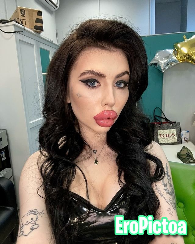 Russian DSL Goon Fuel 2 photo featuring huge lips - Part 27