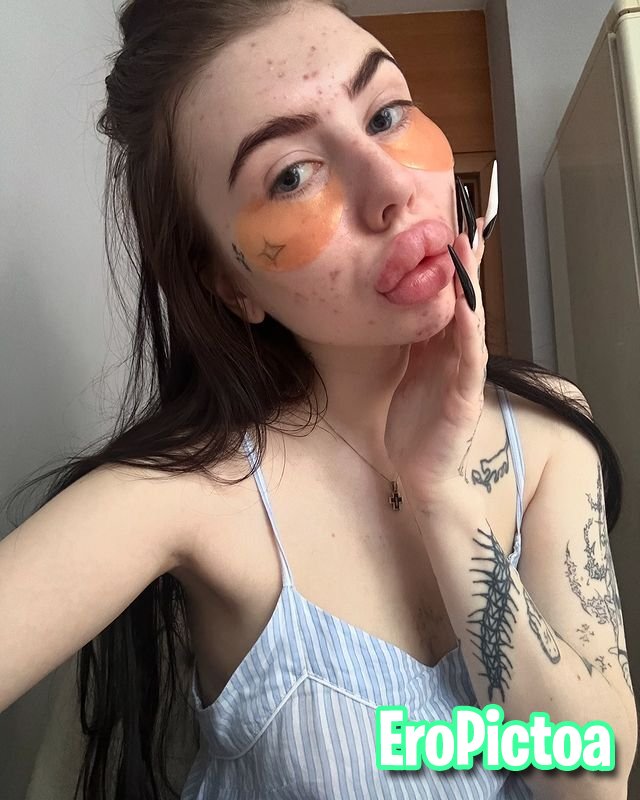 Russian DSL Goon Fuel 2 photo featuring huge lips - Part 51