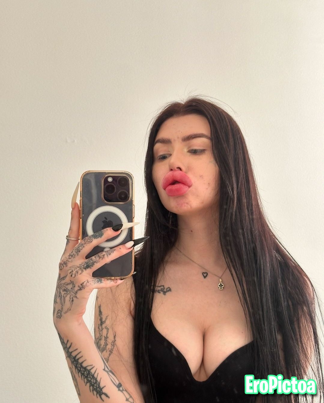 Russian DSL Goon Fuel 2 photo featuring lip fetish - Part 70