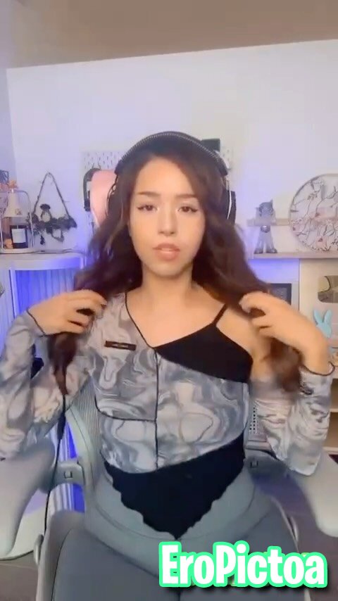 P͓̽❤️k͓̽i͓̽. m͓̽a͓̽n͓̽e͓̽ 2024 🍑 photo featuring Streamer