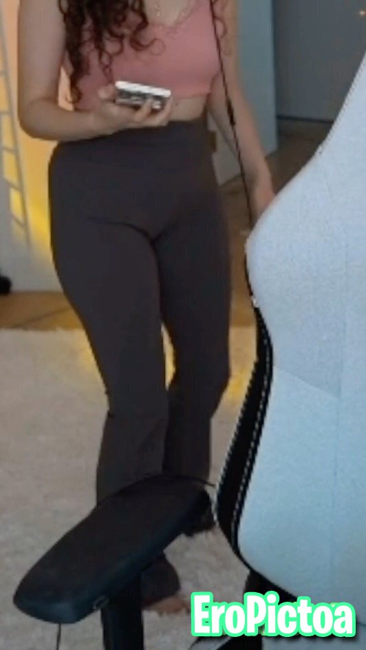 P͓̽❤️k͓̽i͓̽. m͓̽a͓̽n͓̽e͓̽ 2024 🍑 photo featuring Streamer