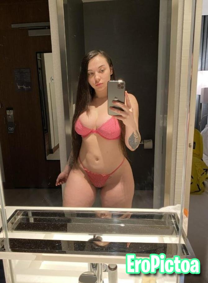 Kiley Lynn and her photo featuring thong try on haul - Part 17