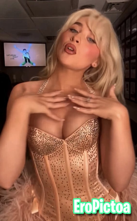 Sabrina Carpenter update 30-06 photo featuring Sabrina - Part 4