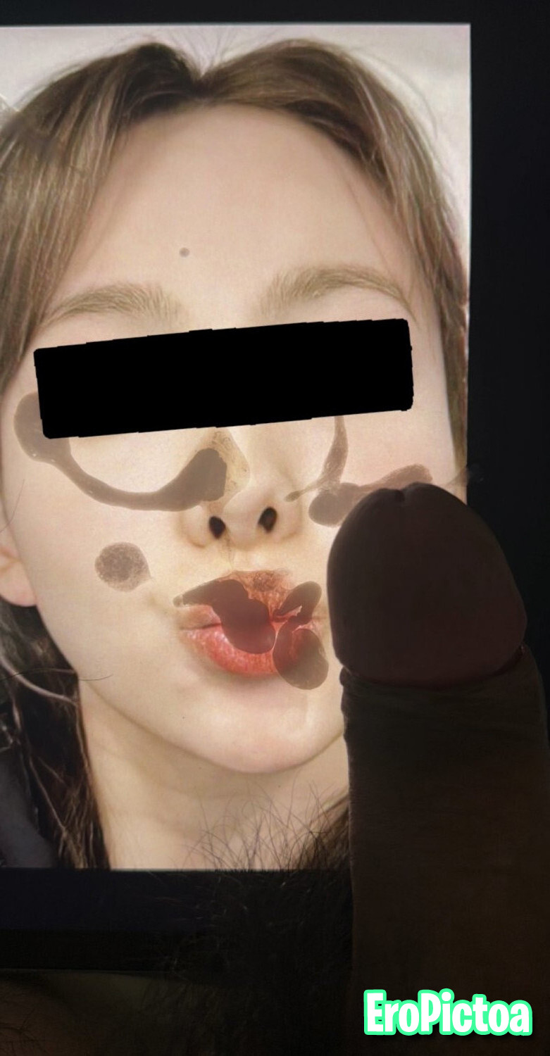 k-idol cumtribute NY photo featuring korean