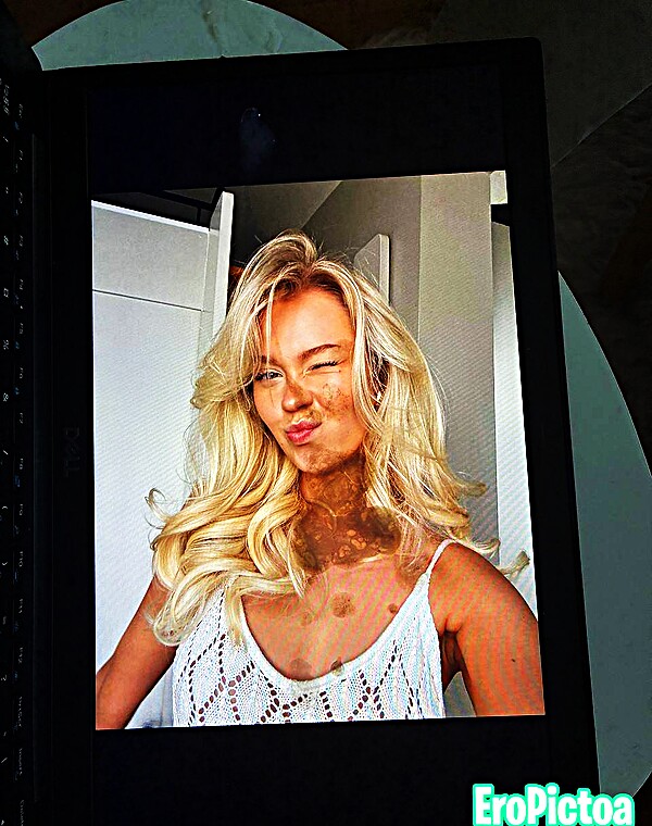 Thumbnail for Finnish Blonde Veera Rasi Cumtribute