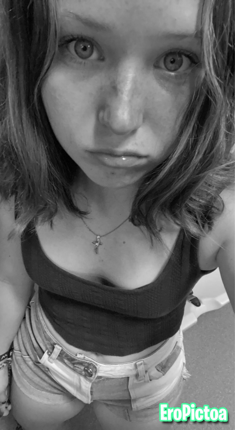 cumtrib - request photo featuring freckles - Part 2