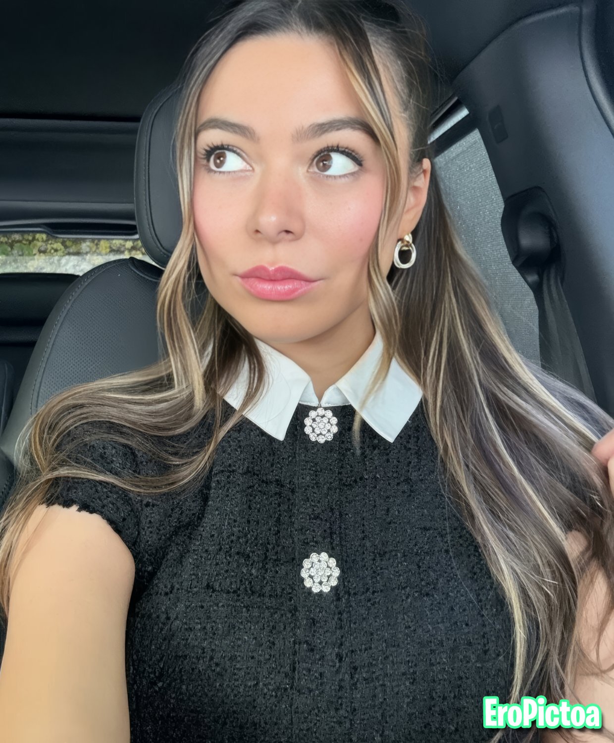 Miranda Cosgrove photo featuring long hair - Part 4