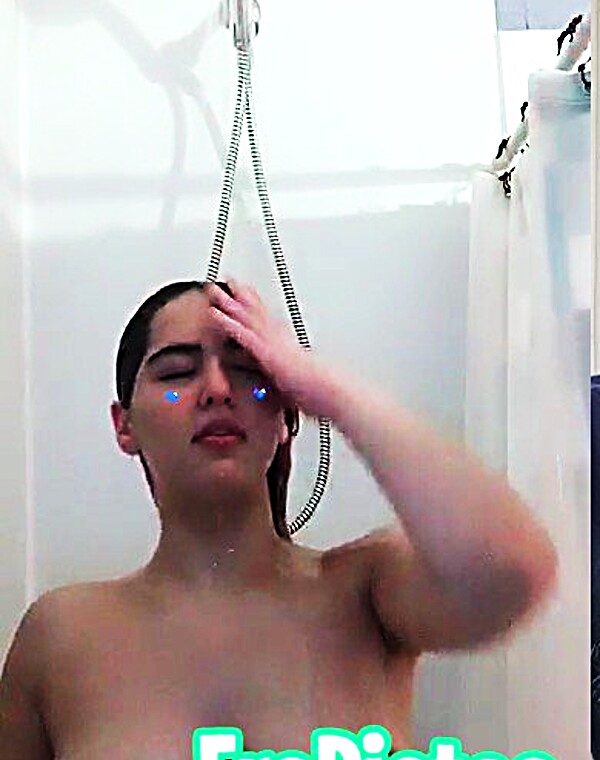 Thumbnail for Phat Pussy Latina Gif 4