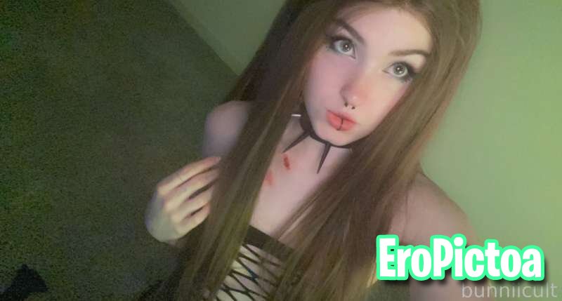 Cute Goth Girl photo featuring Alt - Part 2