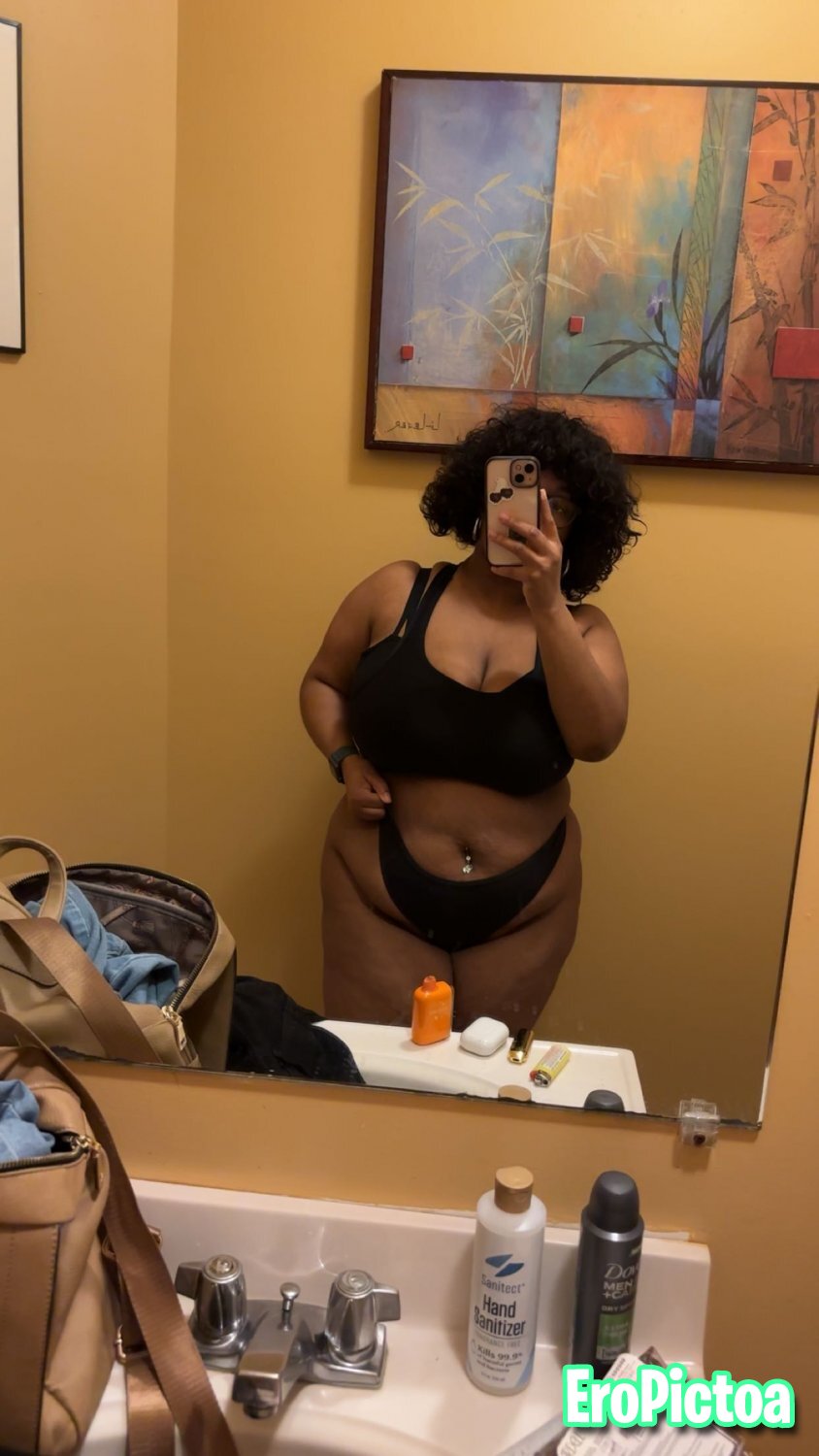 Black Busty Babe photo featuring snapchat - Part 27
