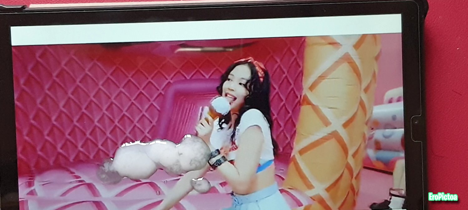 Selena Gomez e Blackpink photo featuring Cumtribute - Part 7
