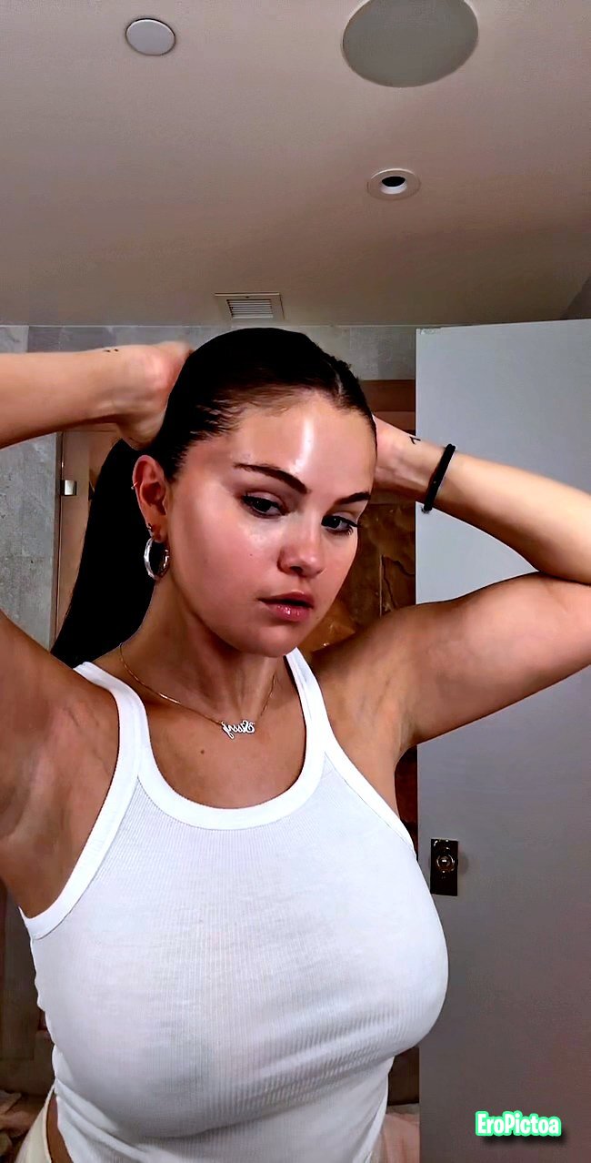 Selena Gomez 1 photo featuring Selena Gomez - Part 81