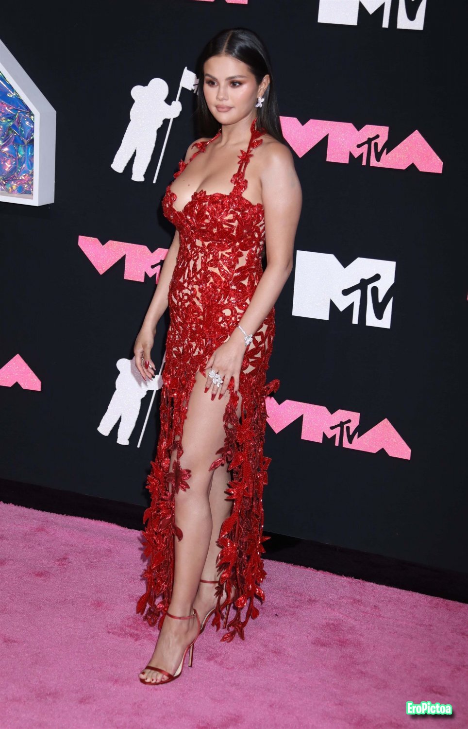 Selena Gomez 5 photo featuring Selena Gomez - Part 13