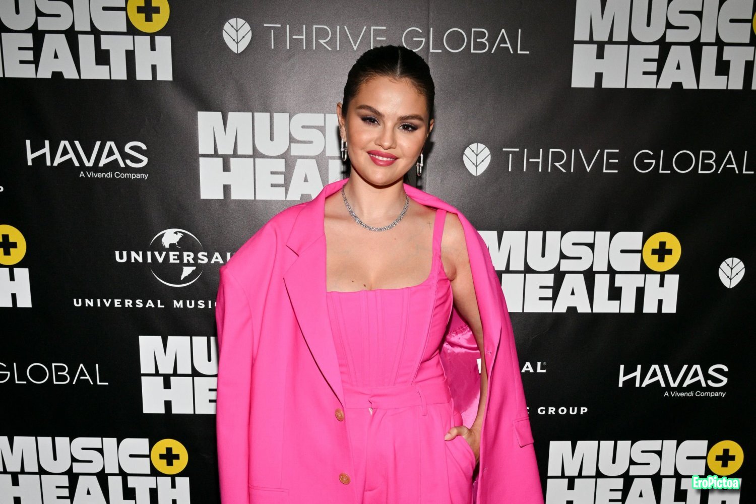 Selena Gomez 5 photo featuring Selena Gomez - Part 57