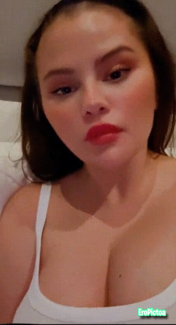 Selena Gomez 3 photo featuring Selena Gomez - Part 100