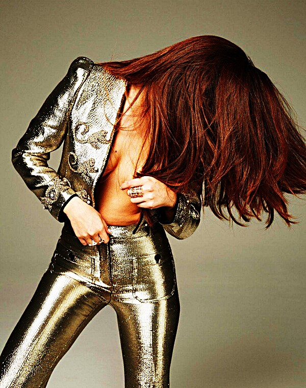 Thumbnail for Selena Gomez Tight