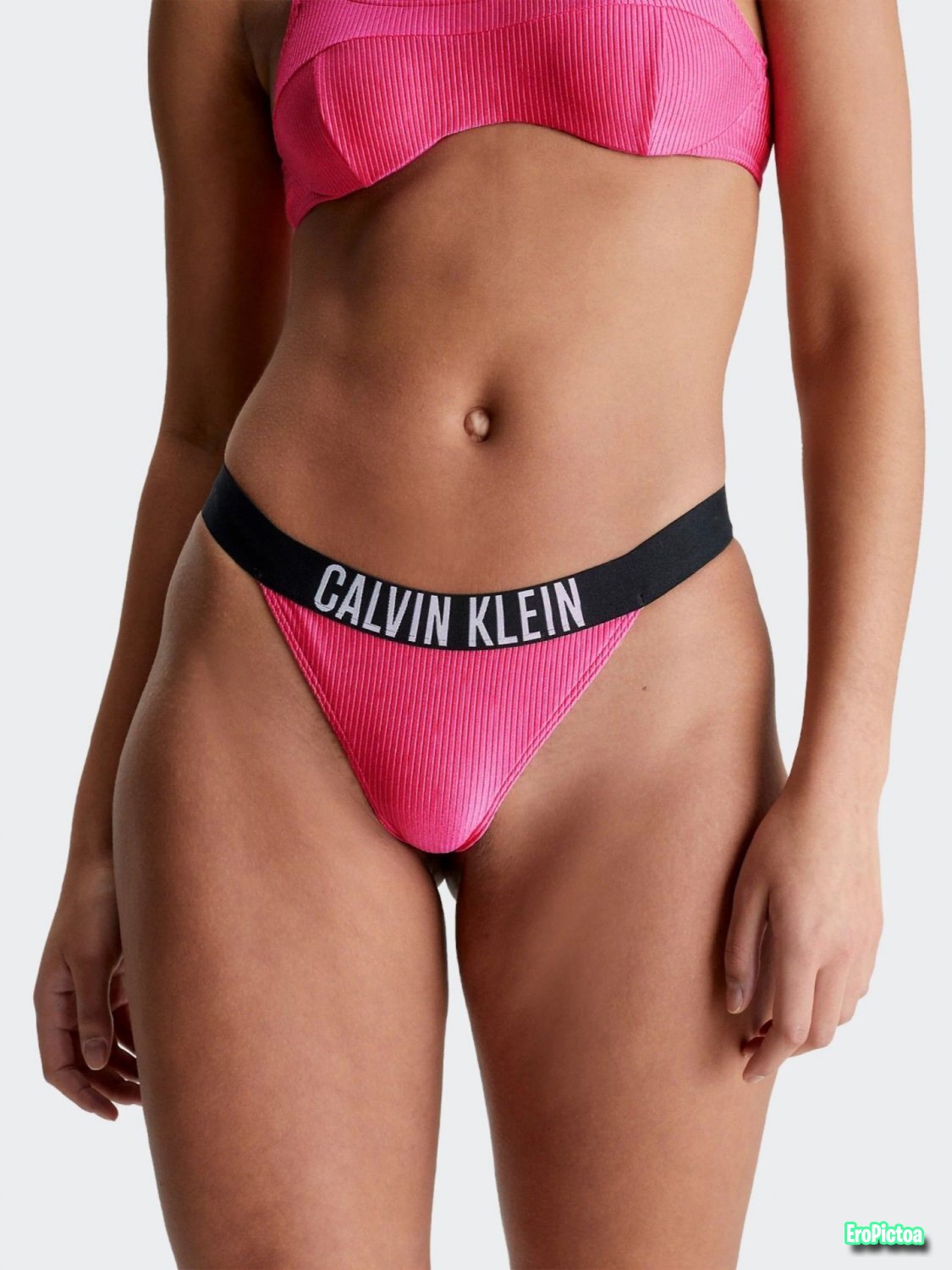 CALVIN KLEIN photo featuring Selena Gomez
