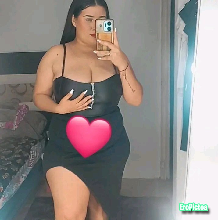Putas guapas photo featuring Selena Gómez - Part 12