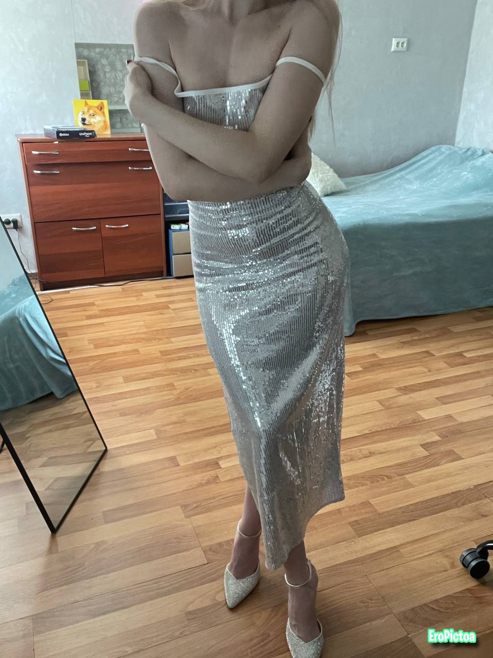 Shiny dress photo featuring Heels - Part 7