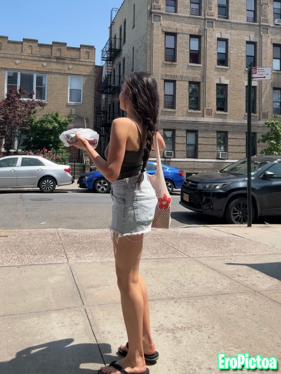 Milo Miriam flip flops photo featuring Hot - Part 18