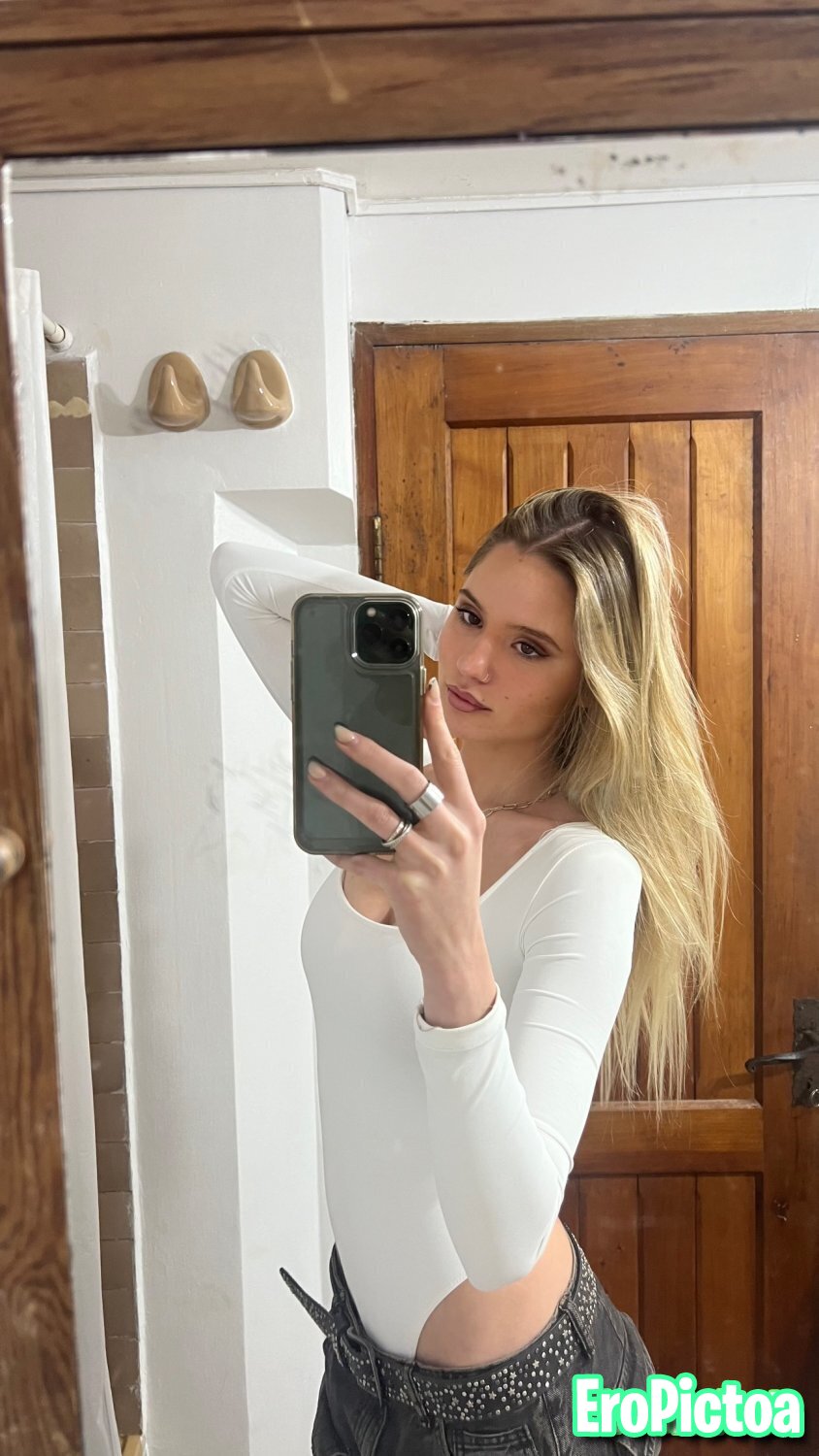 Dominga, 22. Glow up photo featuring teen - Part 33