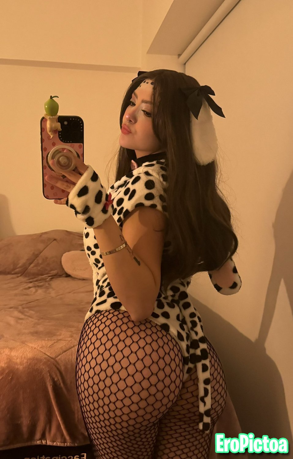 ARIGAMEPLAYS photo featuring Puta