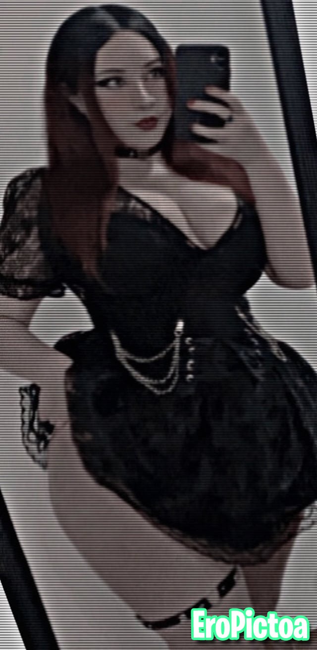 Puta tetona photo featuring Cara de puta