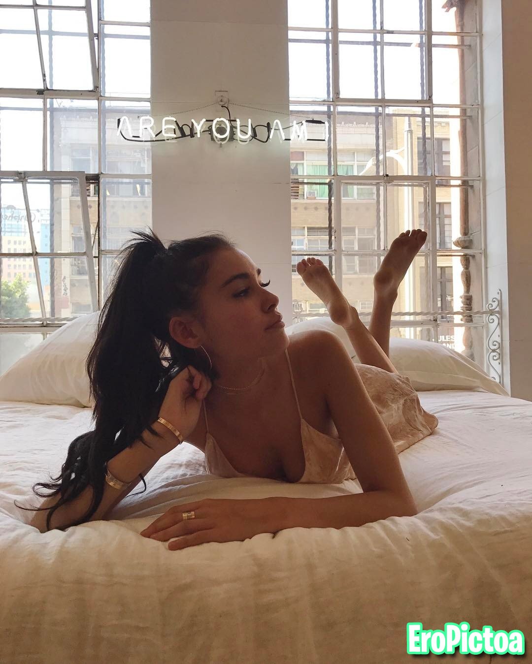 Madison beer feet photo featuring Madison beer - Part 1