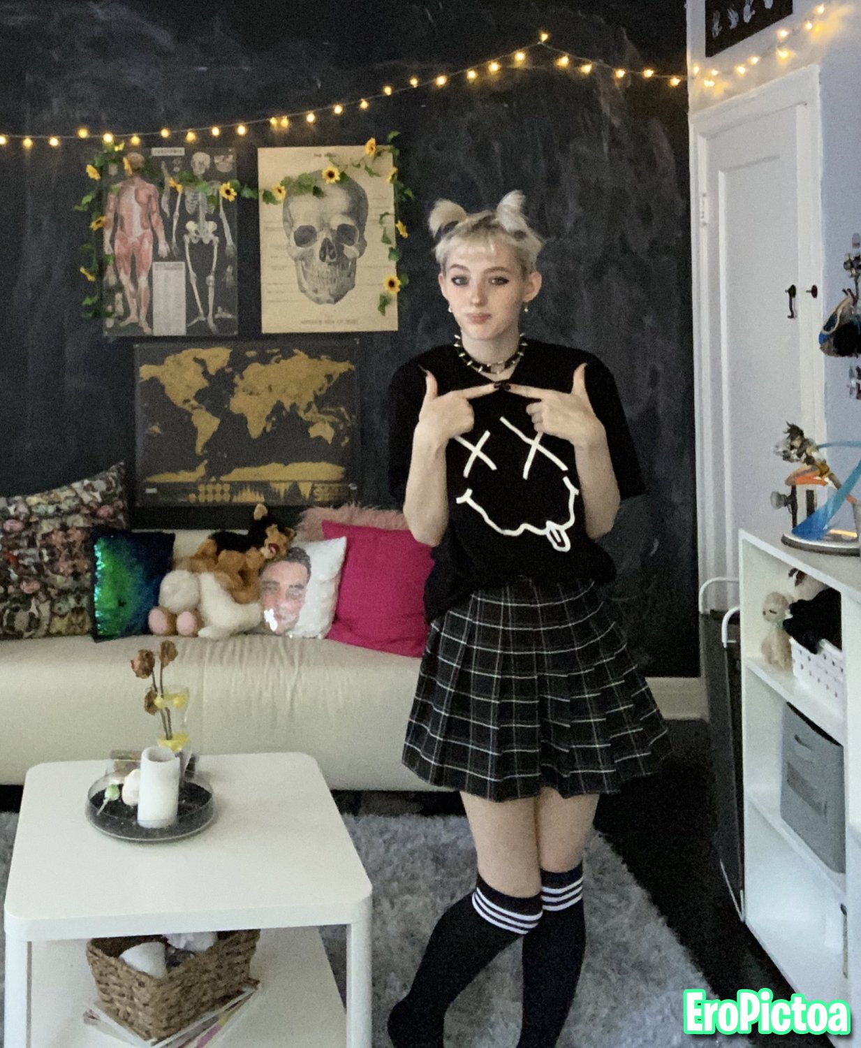 Millie photo featuring rt