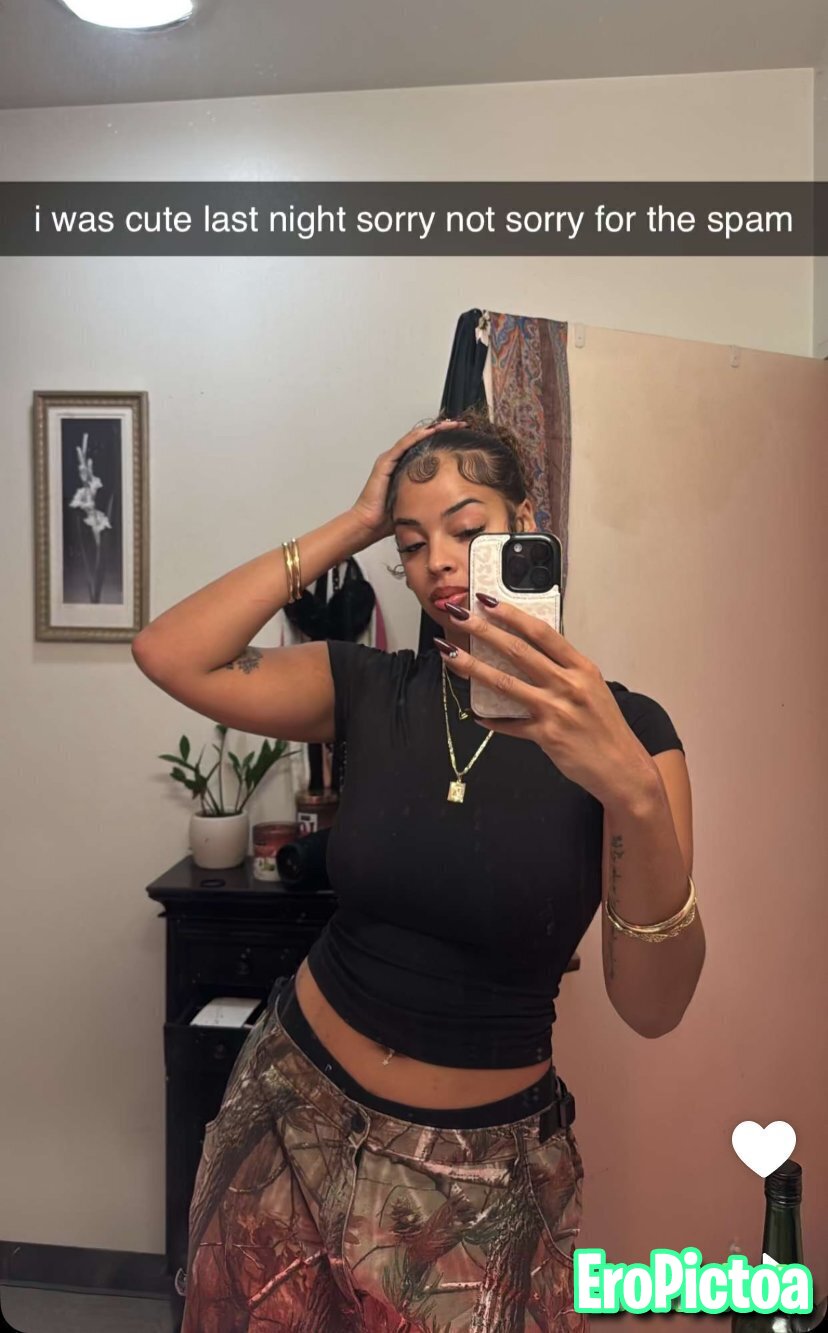 Lightskin baddie photo featuring Big tits - Part 3