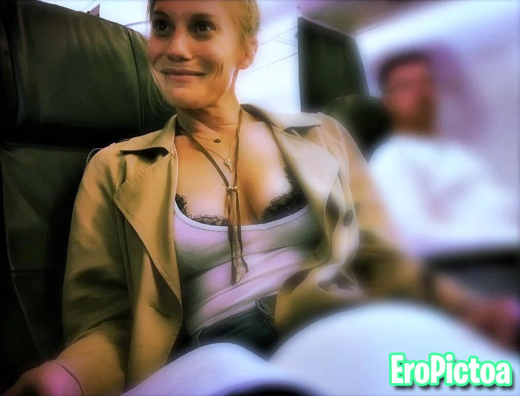 German sexy milf photo featuring German tits - Part 51