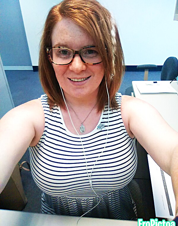 Thumbnail for Ginger milf