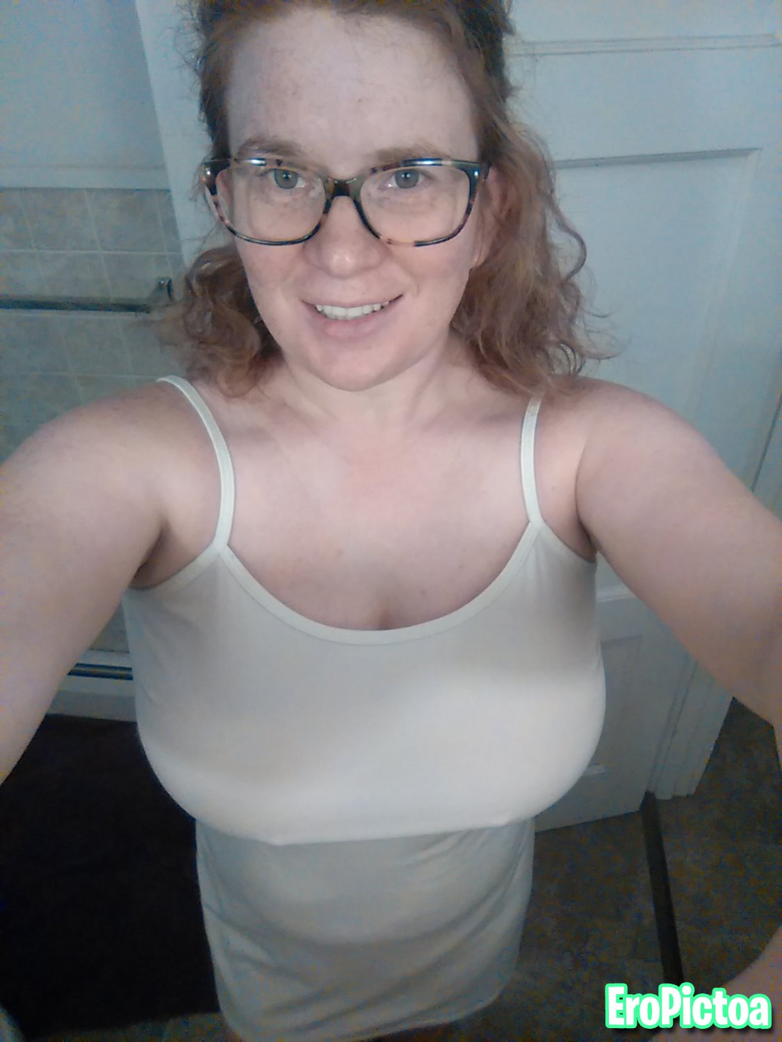 Ginger milf photo featuring Nerdy - Part 10