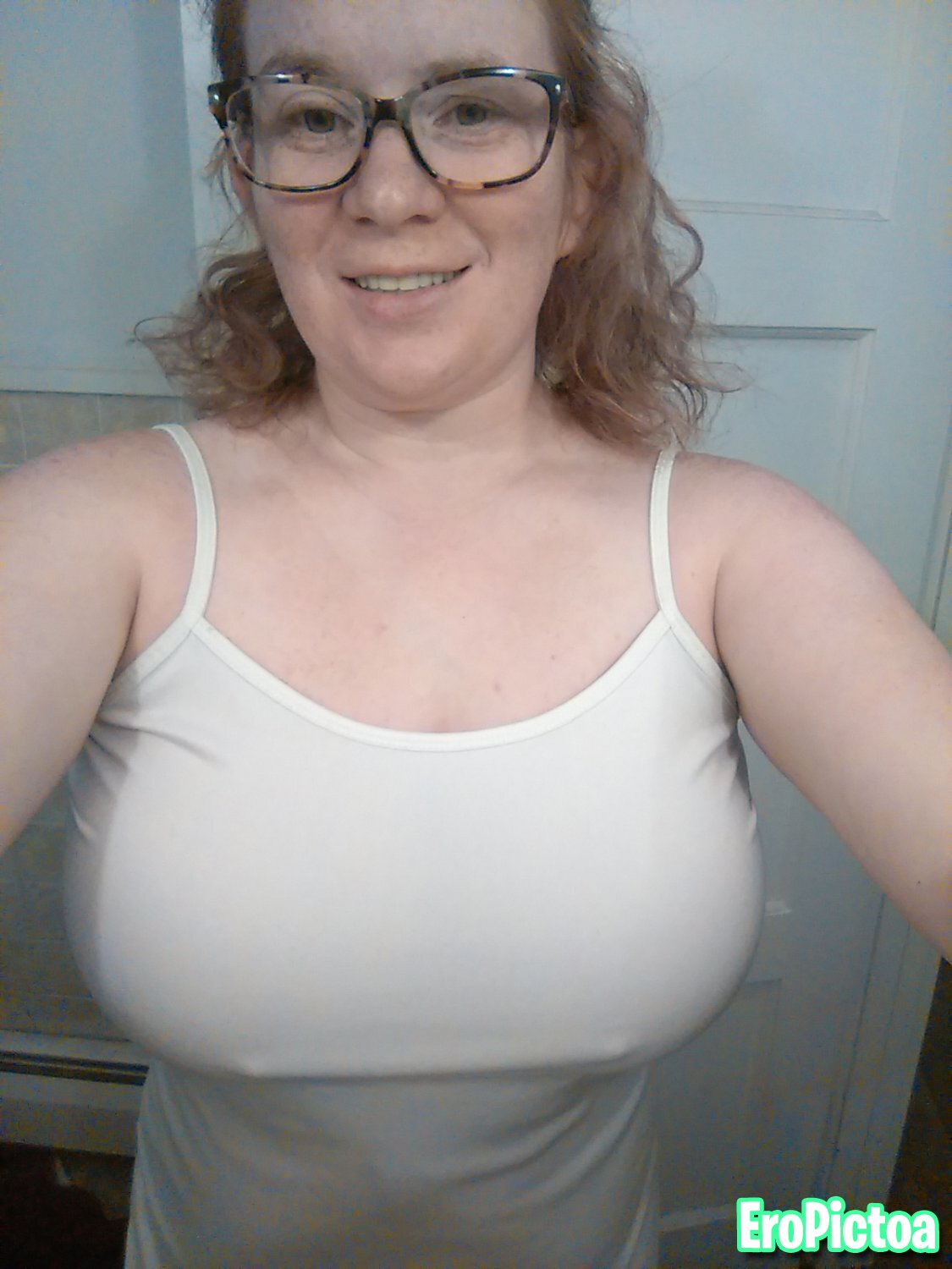 Ginger milf photo featuring Nerdy - Part 22