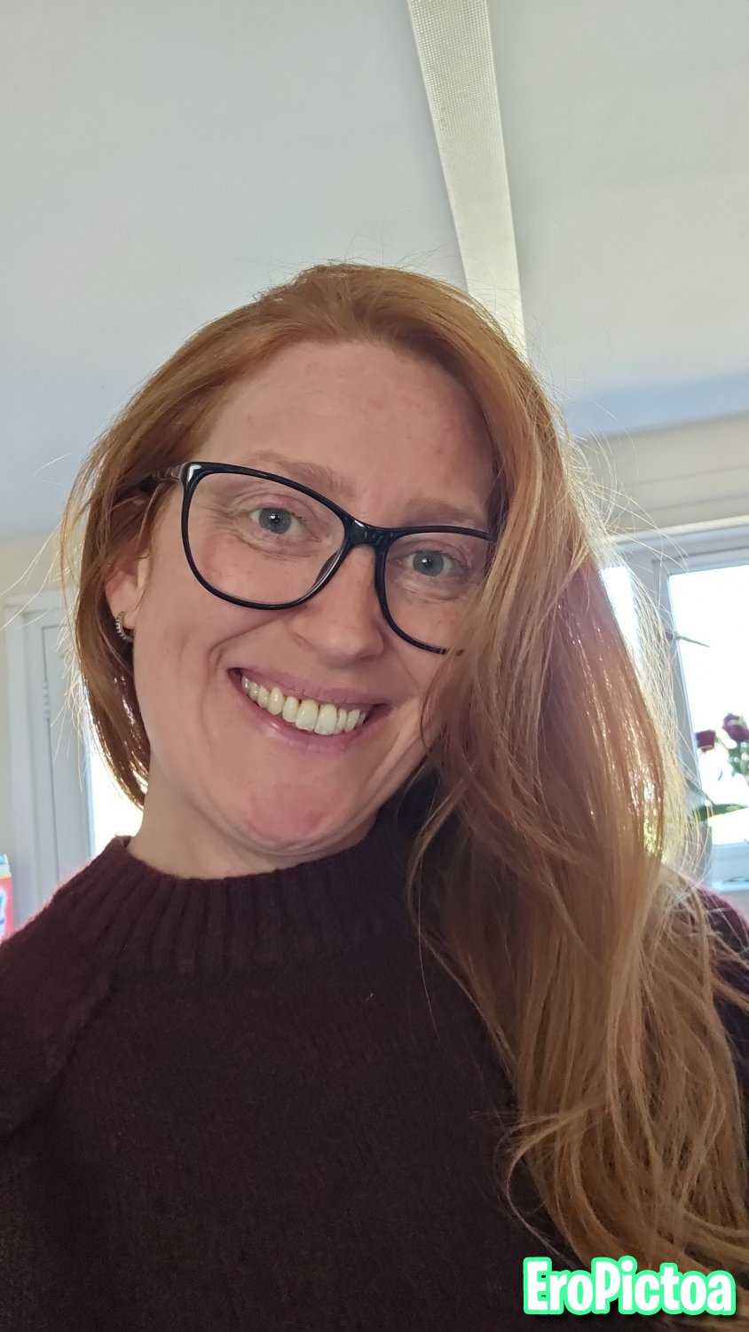 Submitted Amateur - UK MILF photo featuring wife - Part 4
