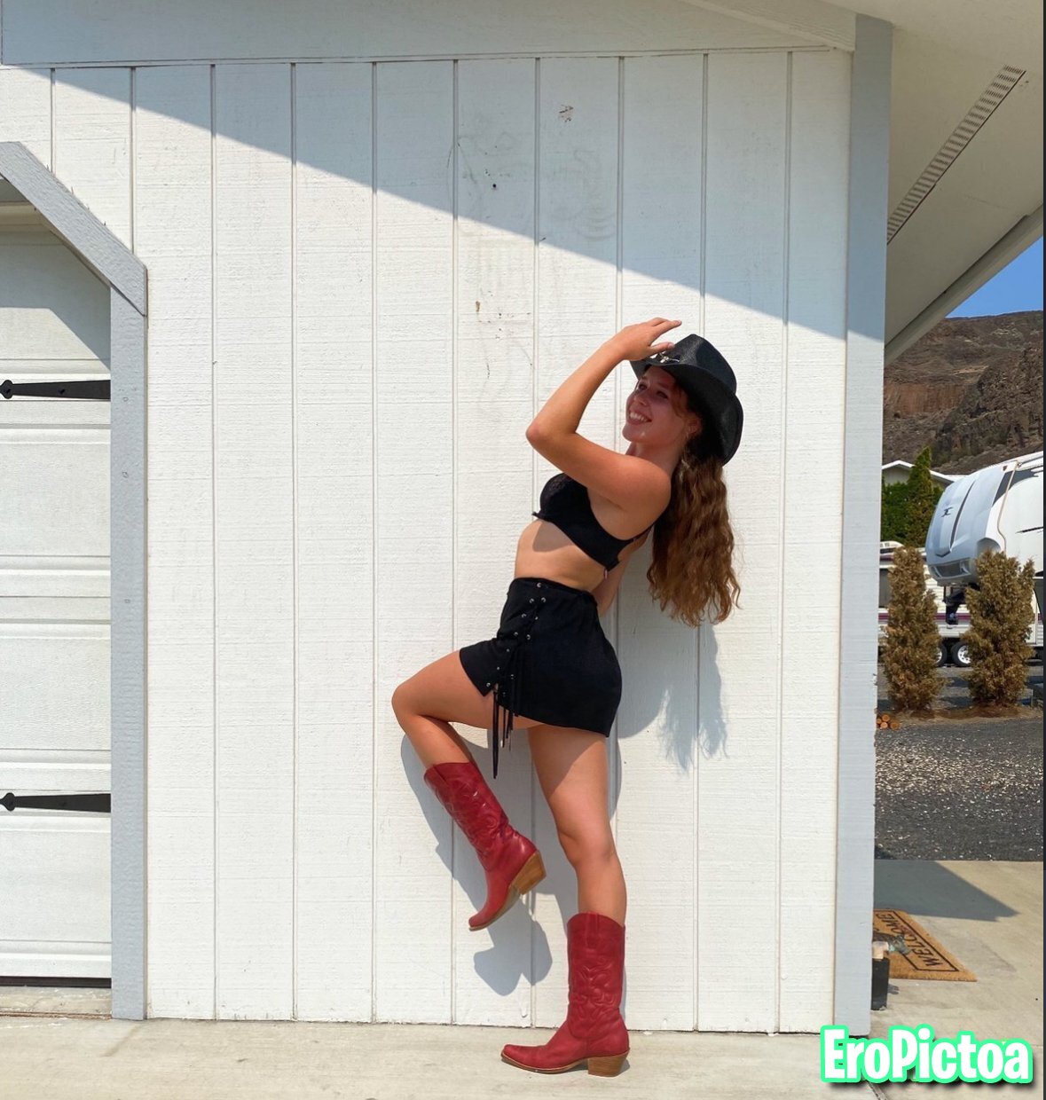 Gillian, 19. Submitted photo featuring ass - Part 5
