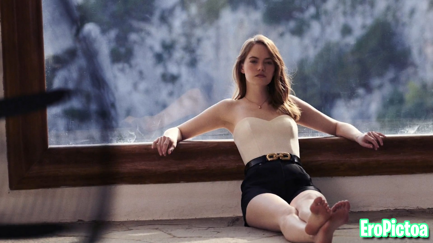 Emma Stone photo featuring tease