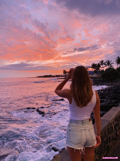 Thumbnail for VSCO slut Julia (21) IRL submitted