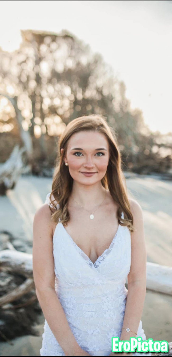 IG slut Peyton (22) IRL submitted photo featuring bratty - Part 11